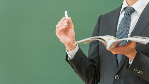 【2025年版】高1・高2の英語学習はスタサプ『ベーシックレベル英語』が最強の理由【元東進校舎長が解説】